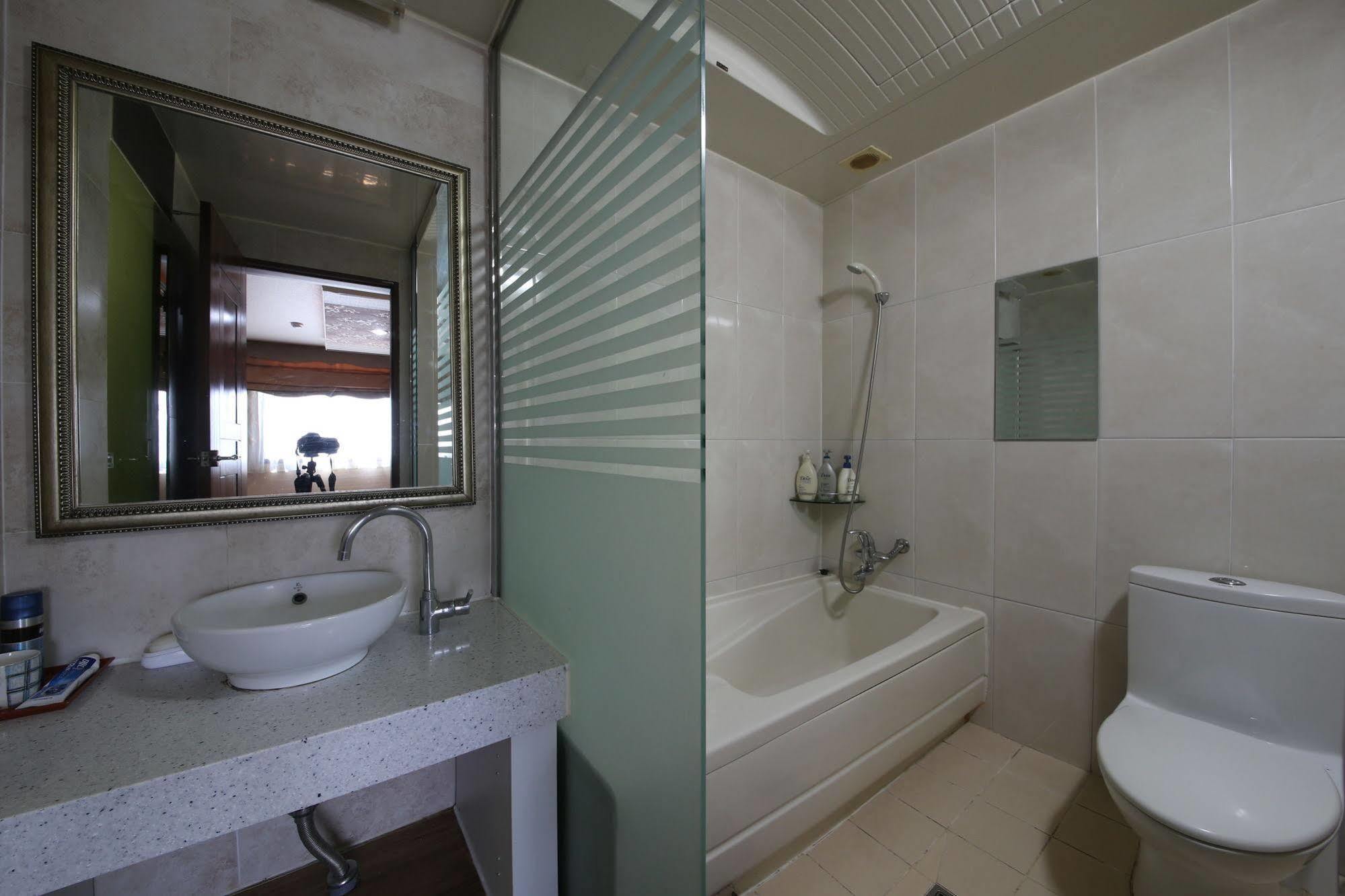 Yes Motel Gunsan Zewnętrze zdjęcie